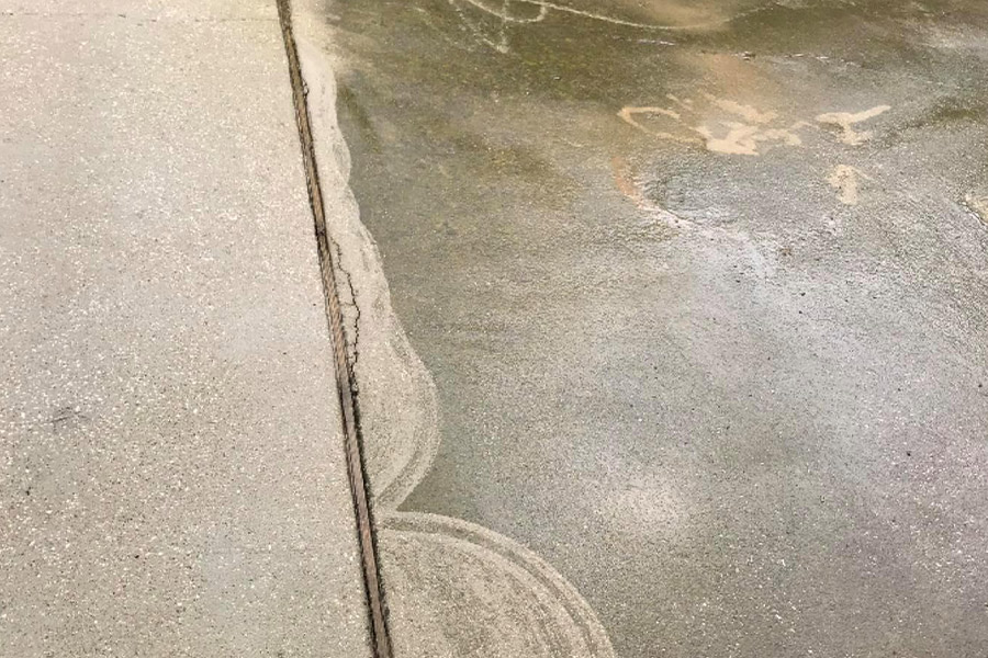 driveway cleaning with pressure washing